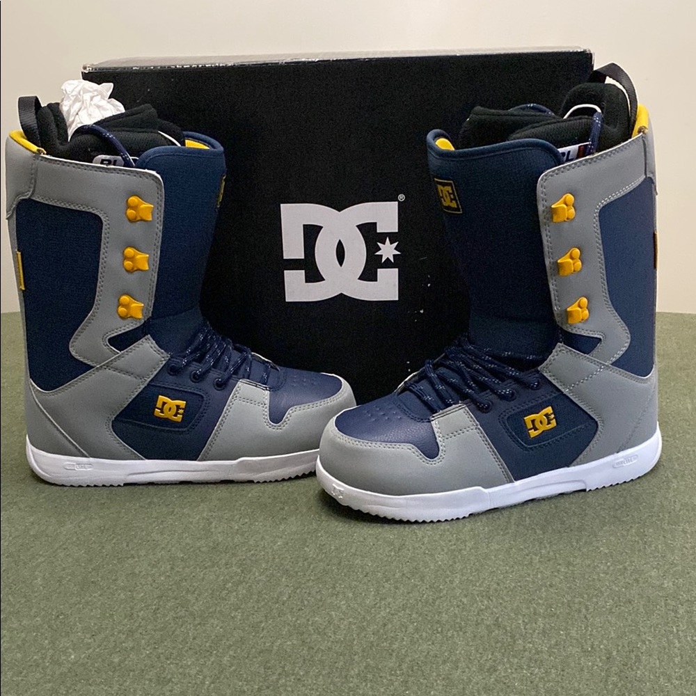 DC Youth Snow Boots